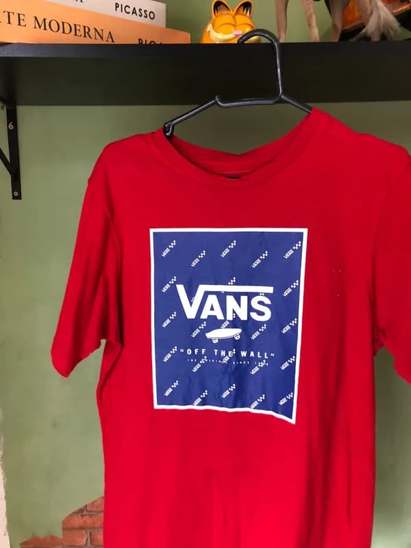 ♡ T-shirt vermelha Vans