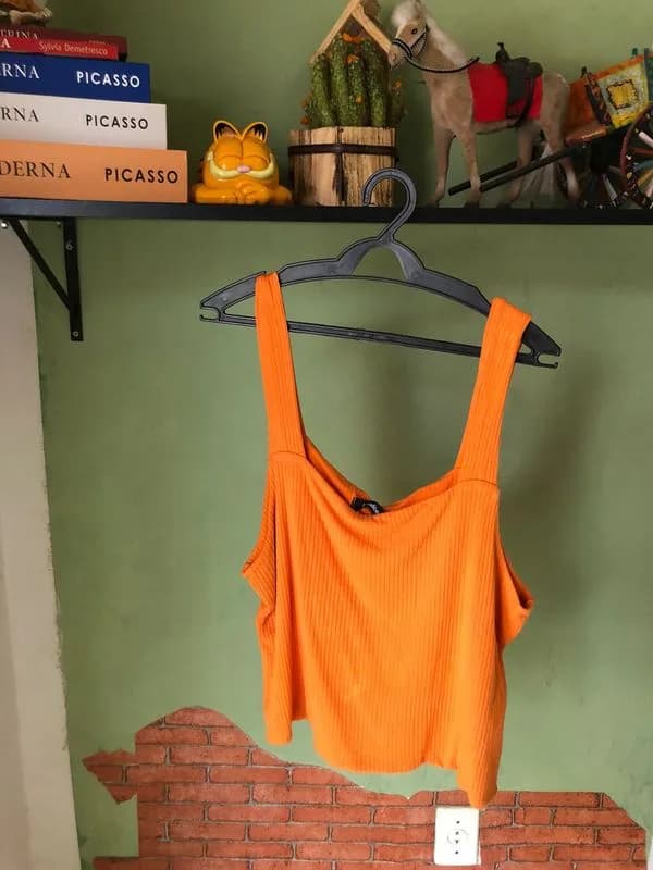 Cropped laranja canelado
