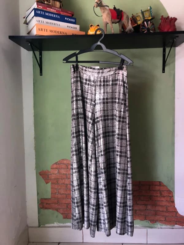 ♡ Calça xadrez prateada