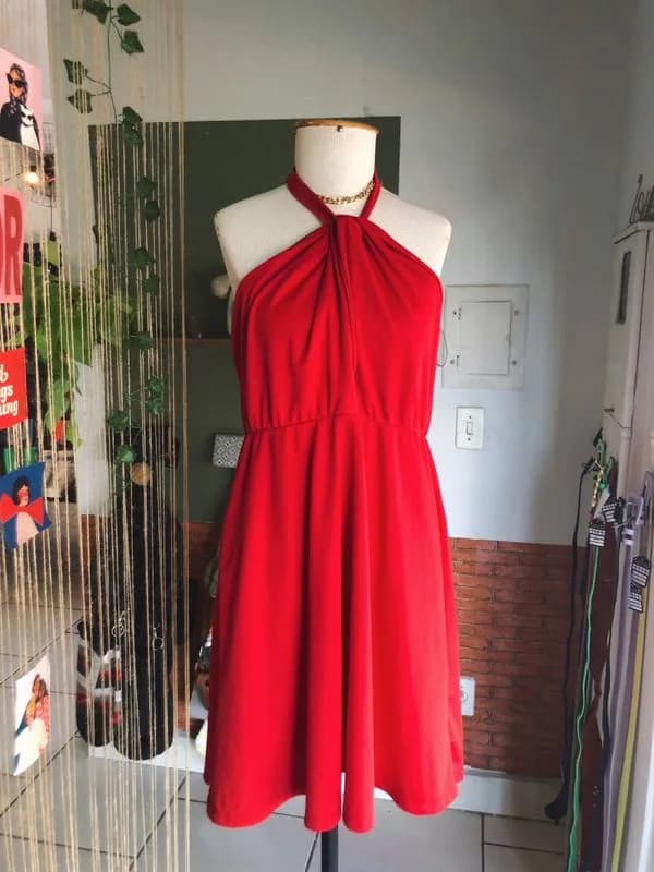♡ Vestido vermelho frente única