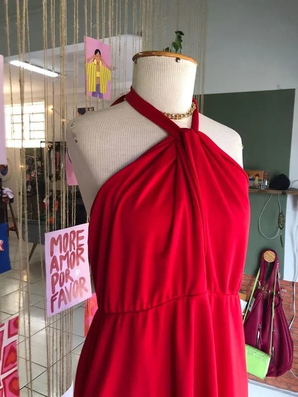♡ Vestido vermelho frente única