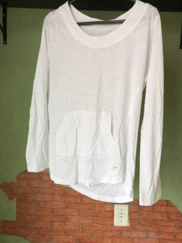 ♡ Blusa branca academia