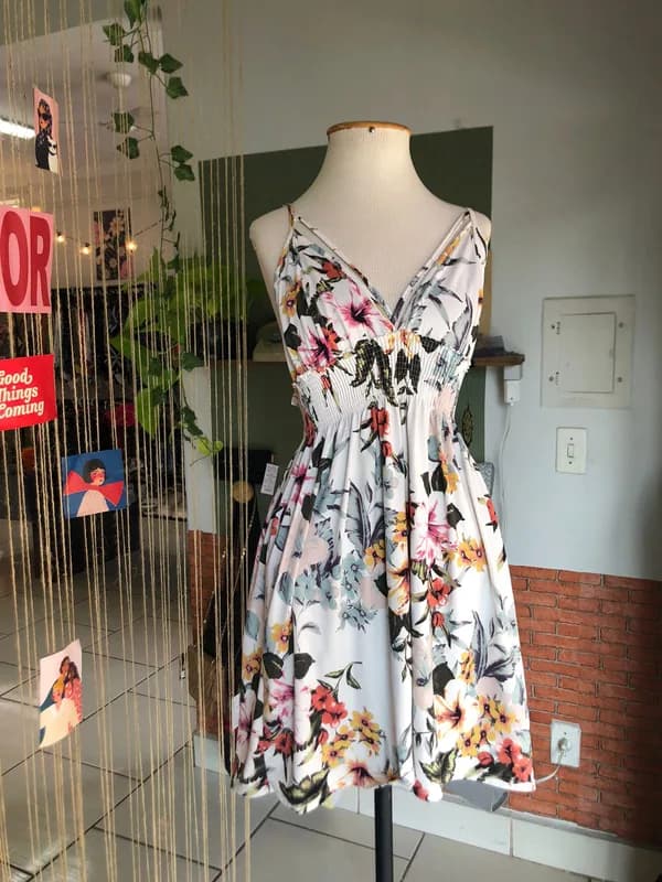 ♡ Vestido branco floral