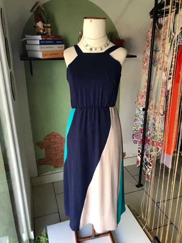 ♡ Vestido azul, verde e bege