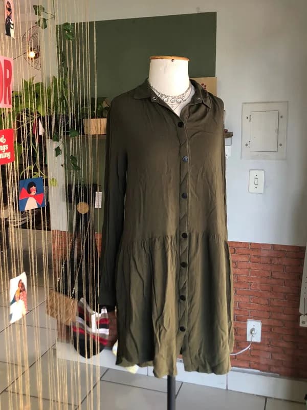 ♡ Vestido verde militar