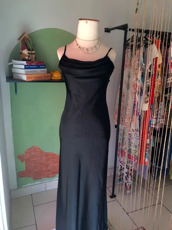 ♡ Vestido preto de seda