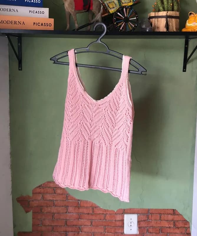 ♡ Regata rosa em crochê