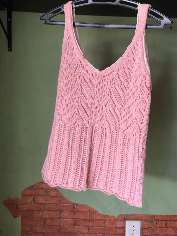 ♡ Regata rosa em crochê
