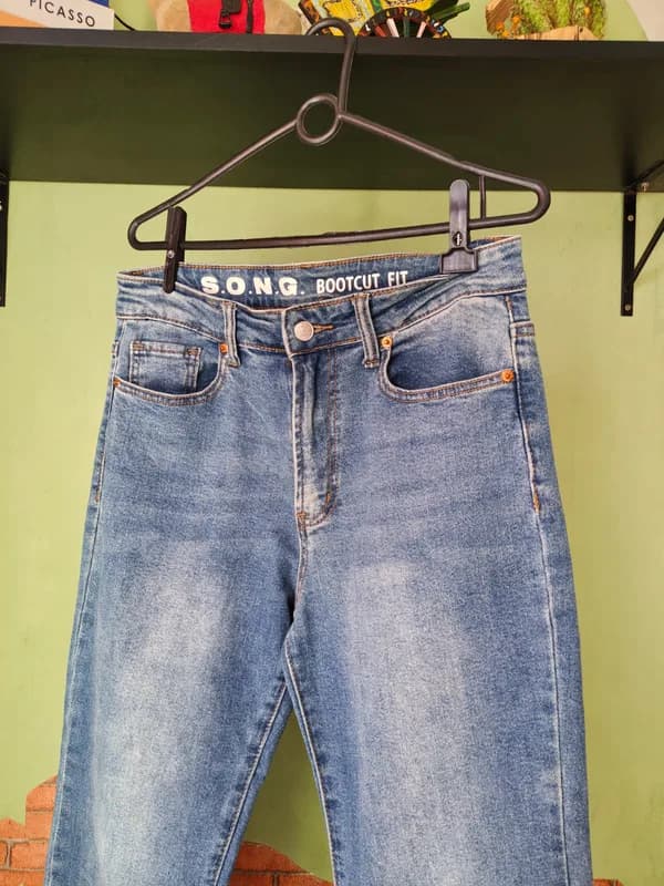 ♡ Calça jeans bootcut