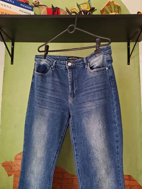 ♡ Calça jeans flare
