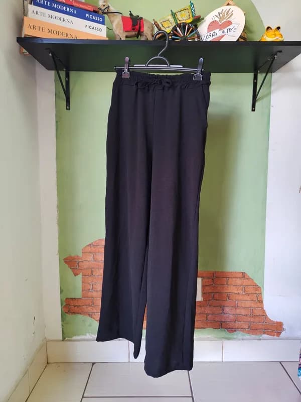♡ Calça preta em duna