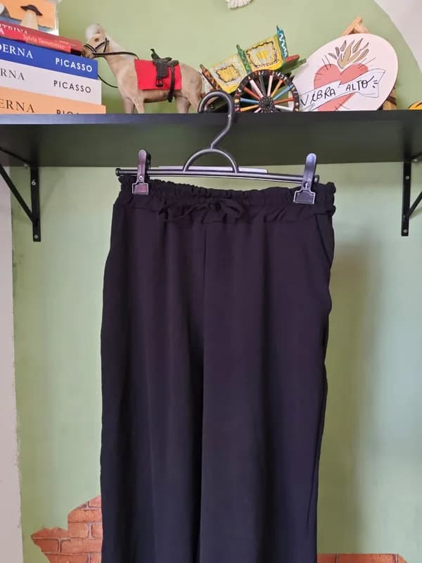 ♡ Calça preta em duna
