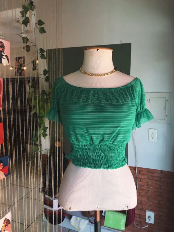 ♡ Cropped verde em tule